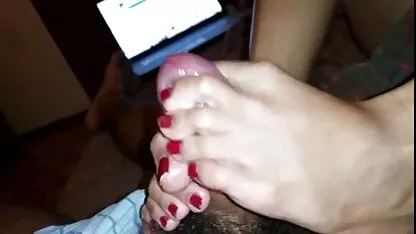 Muscle Milf genießt ihren Big Clit BVR gratis deutsche sex videos