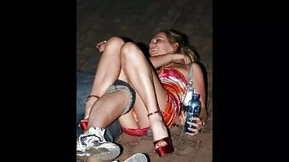 Zwei Milfs spielen deutsche swinger free porn mit einem Glückspilz