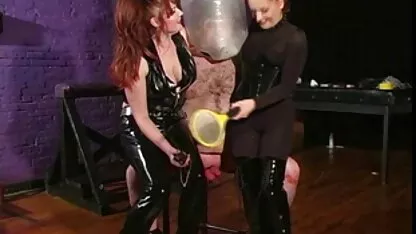 Zum ersten Mal lesbische Erfahrung deutsche eroticfilme kostenlos zwischen Highschool-Freunden in