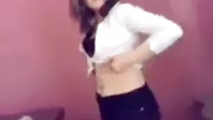 Schulmädchen ficken (Szene 4 kostenlose deutsche sexfime von 5)
