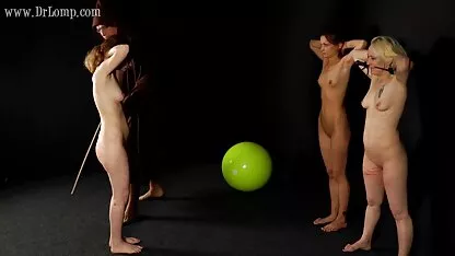 Miranda deutsche mutter free porn Mendez Strumpfhosen necken
